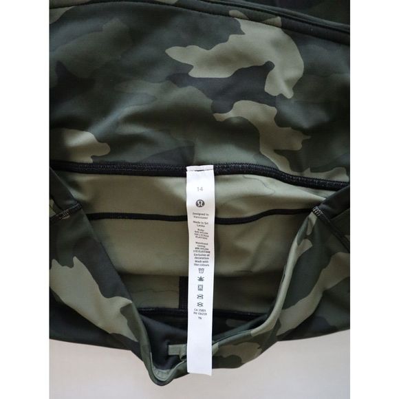 Lululemon Women's Sz 14 Green Camo Fast Free Hi-Rise Crop 23” Leggings - Picture 8 of 13